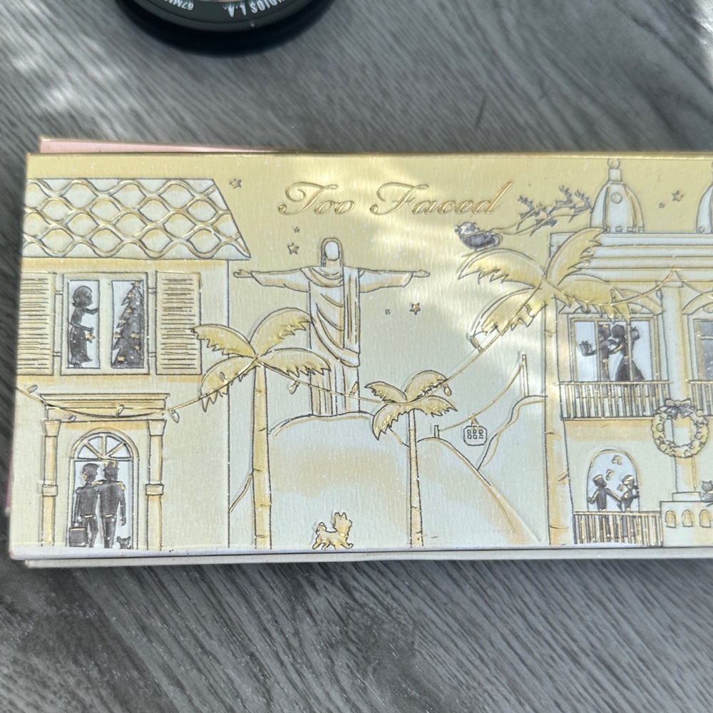 Too Faced Tropical Gold and Silver Palette